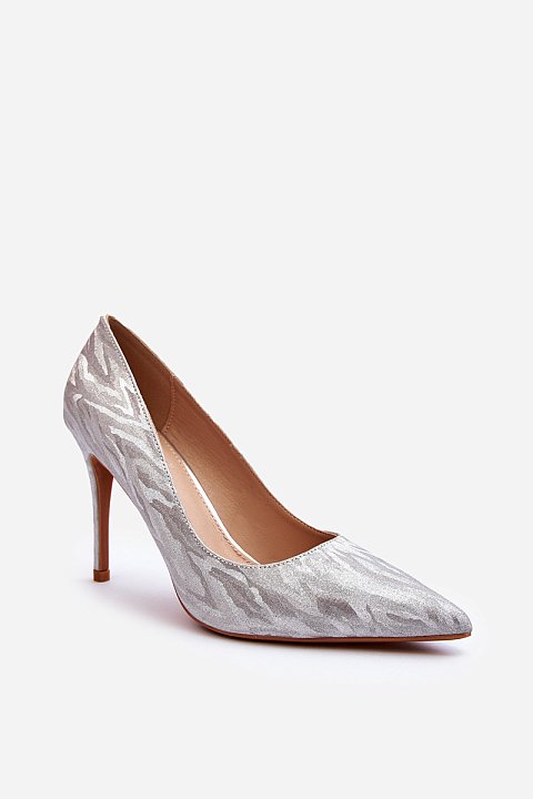 Décolletés with heels