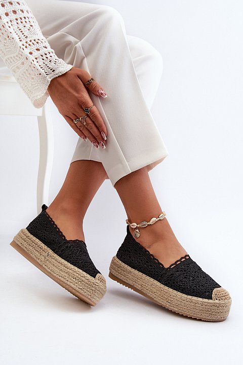 Espadrilles in lace